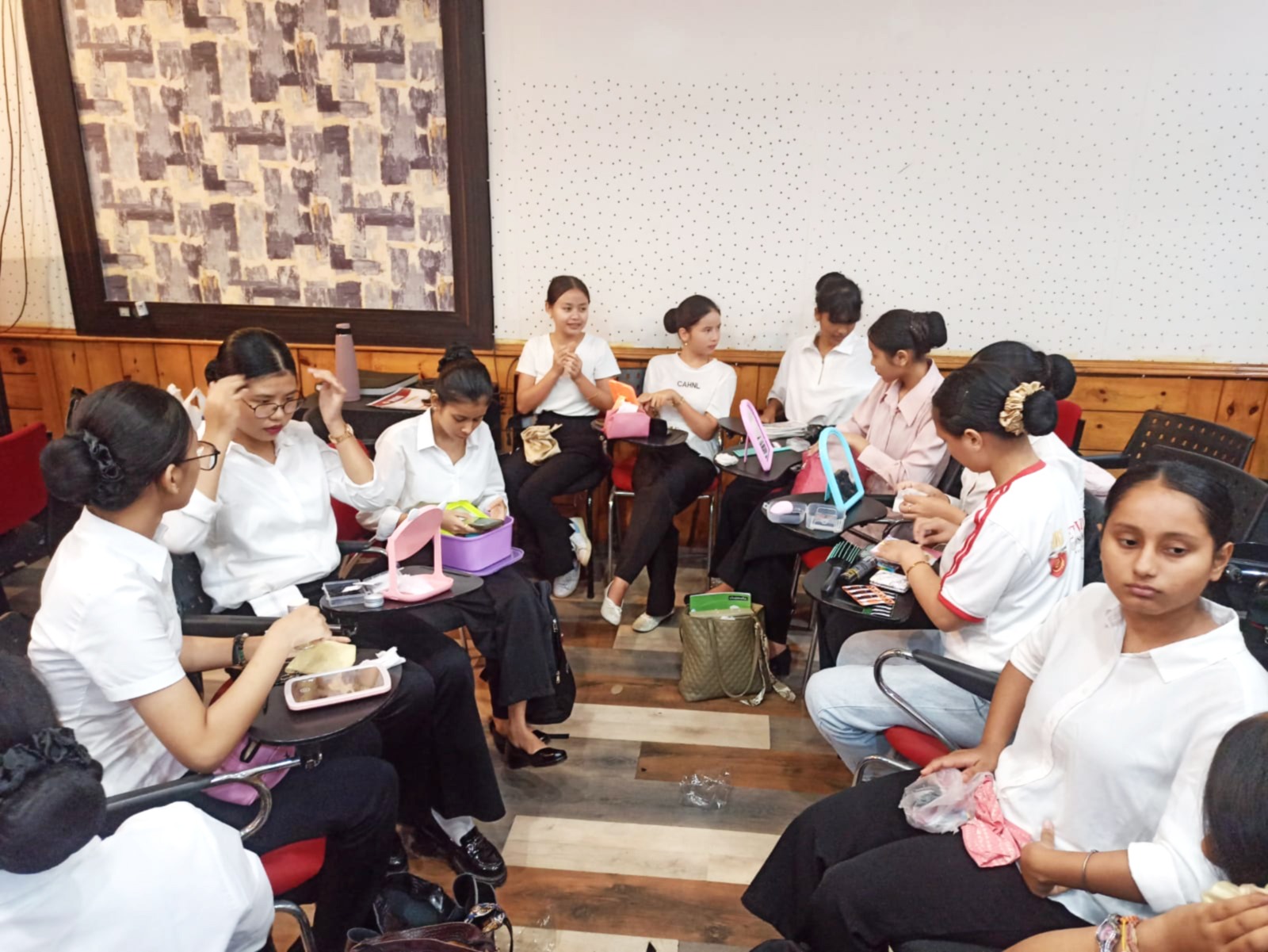 JBS students during a class activity